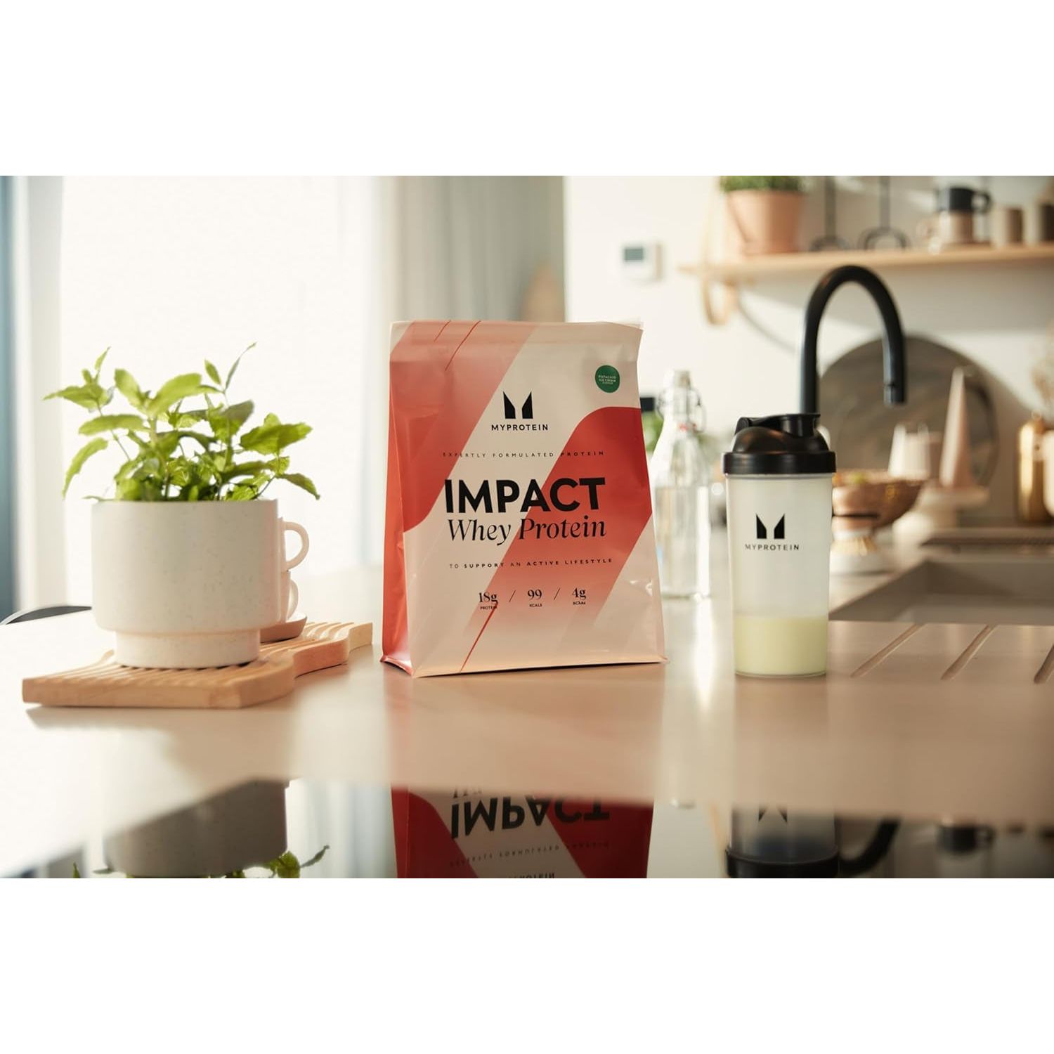 MY PROTEIN - Impact Whey Protein Powder – Chocolate Smooth - 1Kg - 33 Servs